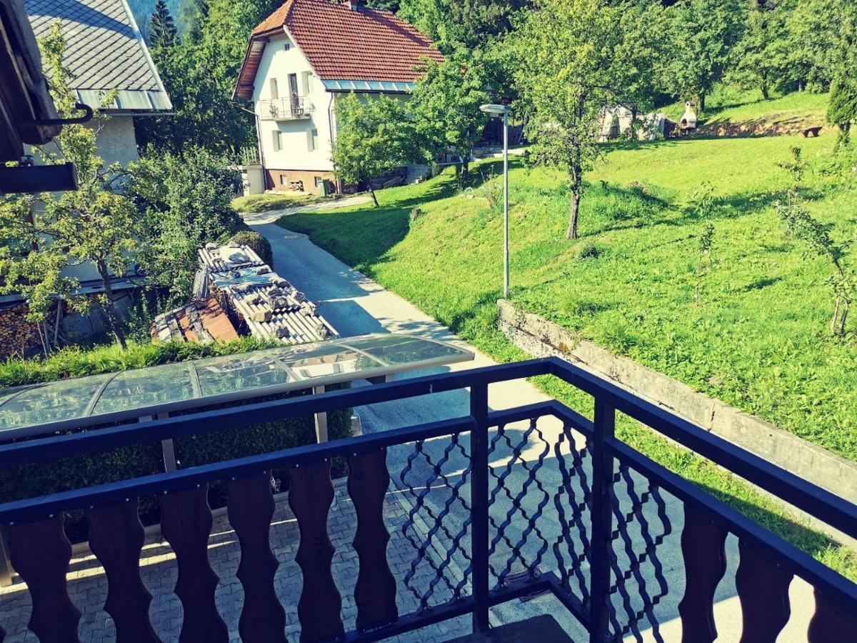 Apartma Rekar - A House, Where You Can Relax In The Embrace Of Nature Єсеніце Екстер'єр фото
