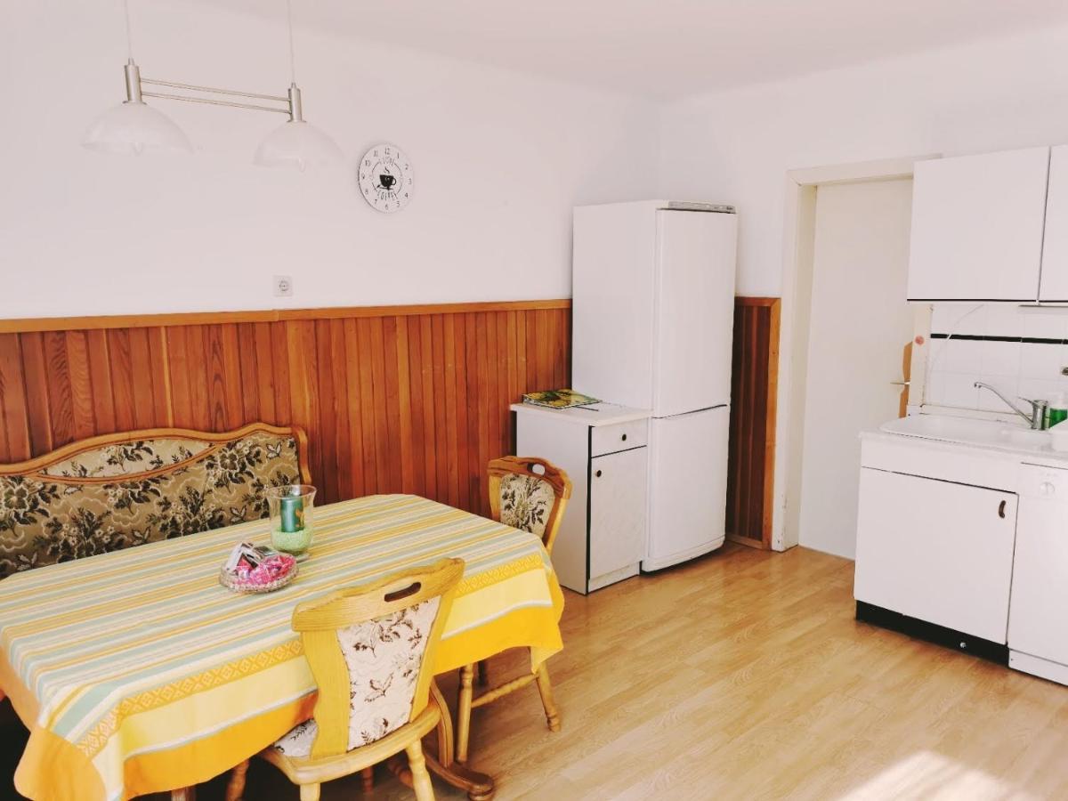 Apartma Rekar - A House, Where You Can Relax In The Embrace Of Nature Єсеніце Екстер'єр фото